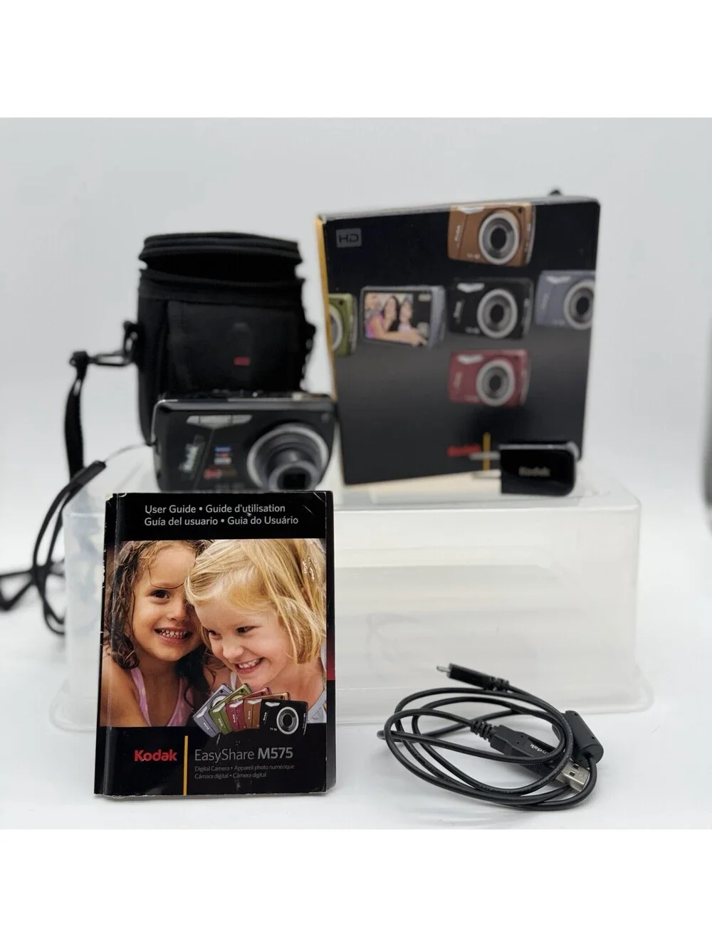 Kodak EasyShare M575 14.0MP Compact Digital Camera W/original Box, Inst, & Case